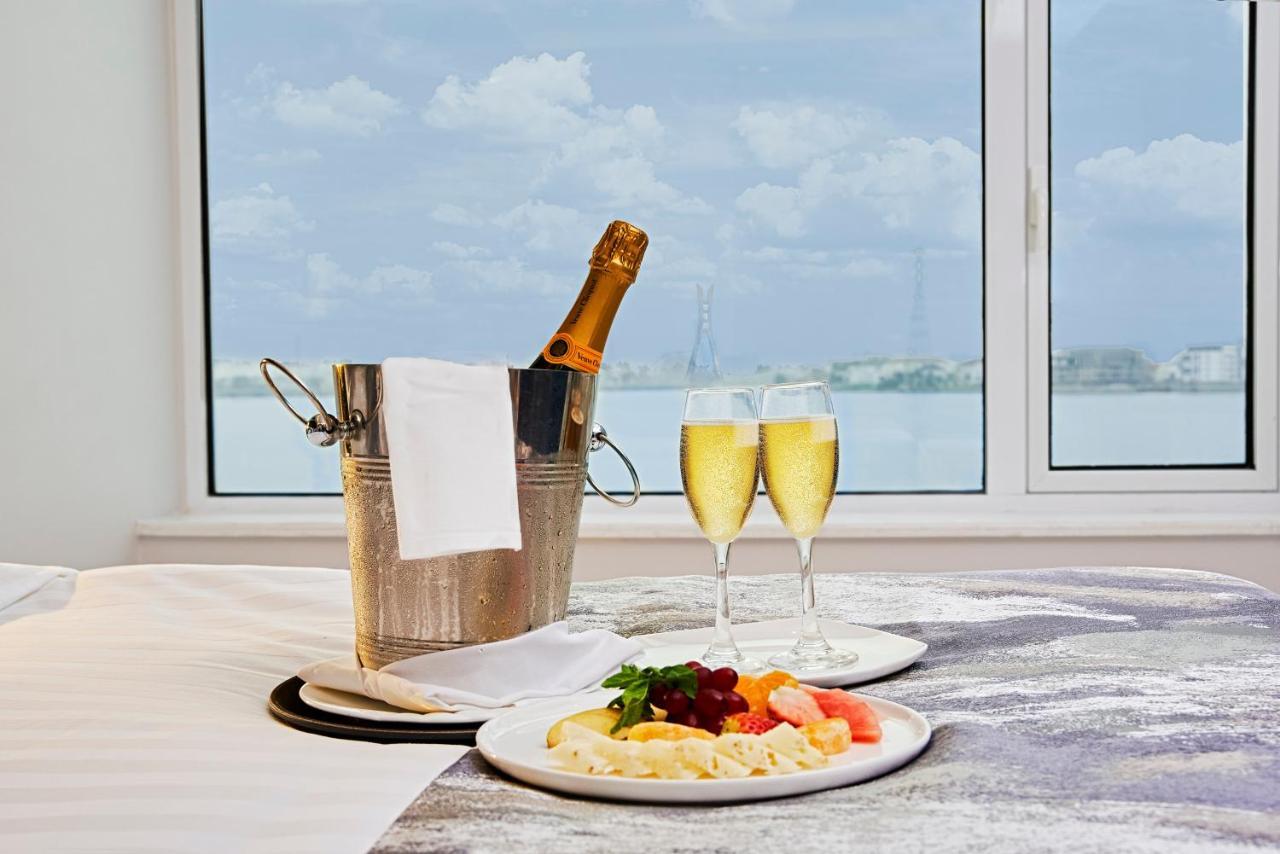 The Yacht Hotel Sea Front Lekki Phase 1 Lagos Ngoại thất bức ảnh