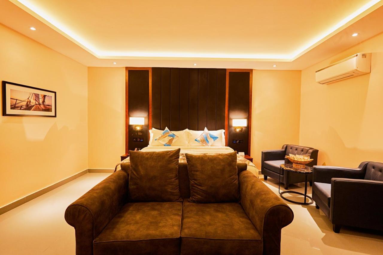 The Yacht Hotel Sea Front Lekki Phase 1 Lagos Ngoại thất bức ảnh