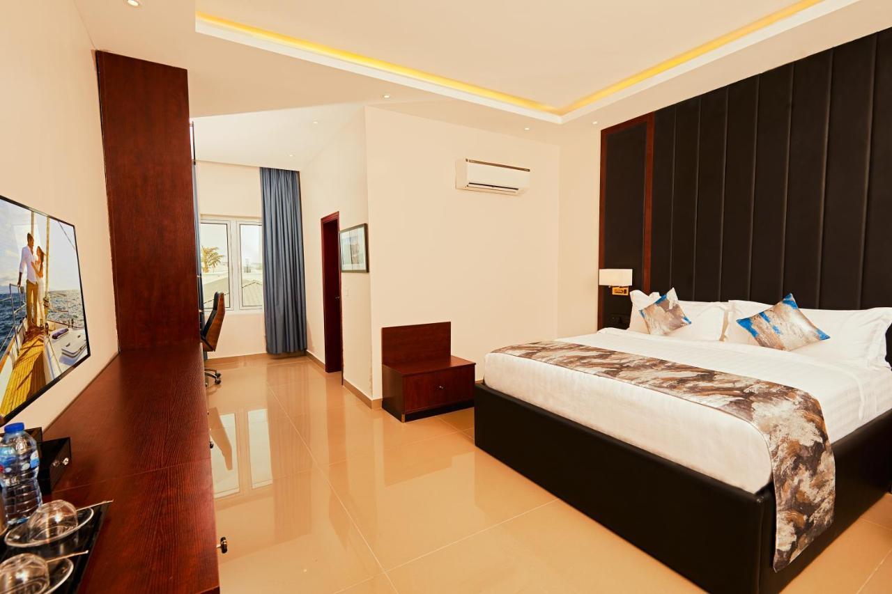 The Yacht Hotel Sea Front Lekki Phase 1 Lagos Ngoại thất bức ảnh